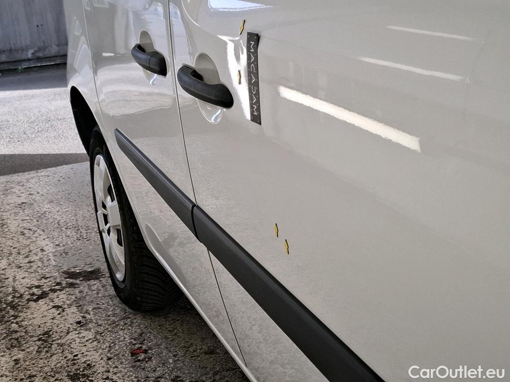  Renault  Kangoo  II Express Extra (Série Spéciale) 1.5 dCi 95CV BVM6 E6dT #38