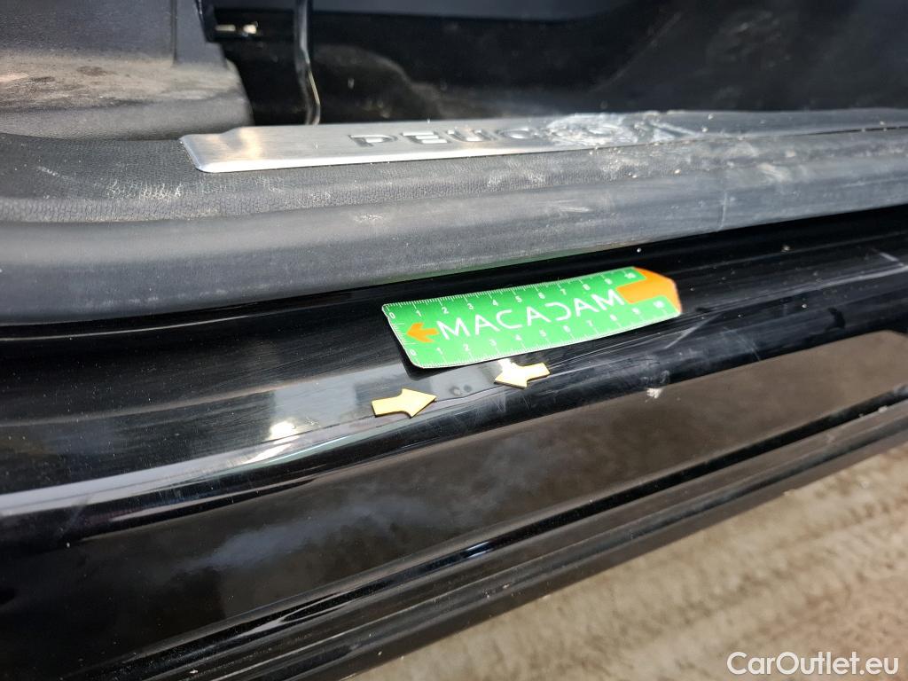  Peugeot  5008  GT 1.5 HDi 130CV BVA8 7 Sieges E6d #42