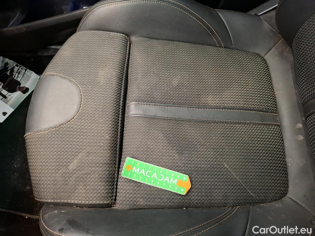  Peugeot  5008  GT 1.5 HDi 130CV BVA8 7 Sieges E6d #51