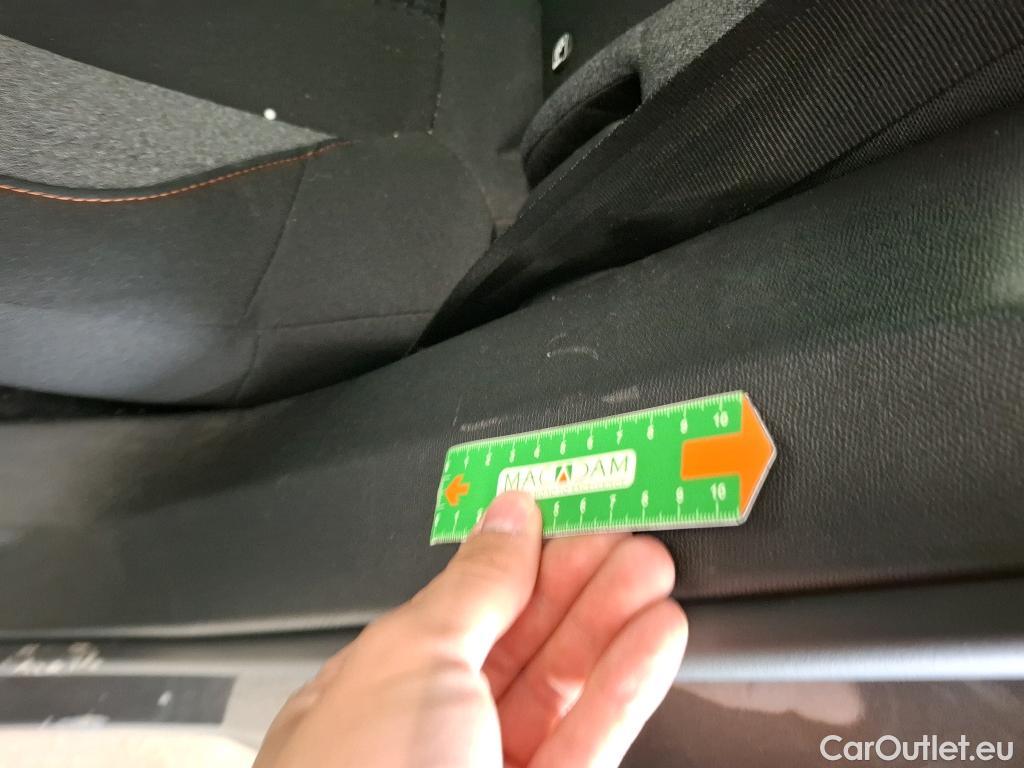  Peugeot  3008  Active Business 1.2 PureTech 130CV BVA8 E6d #48