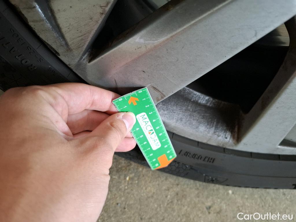  Peugeot  3008  Active Business 1.2 PureTech 130CV BVA8 E6d #29