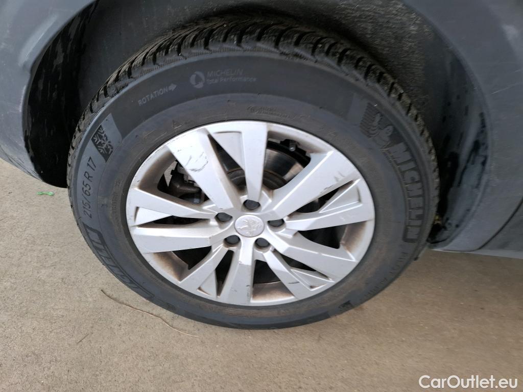  Peugeot  3008  Active Business 1.2 PureTech 130CV BVA8 E6d #30