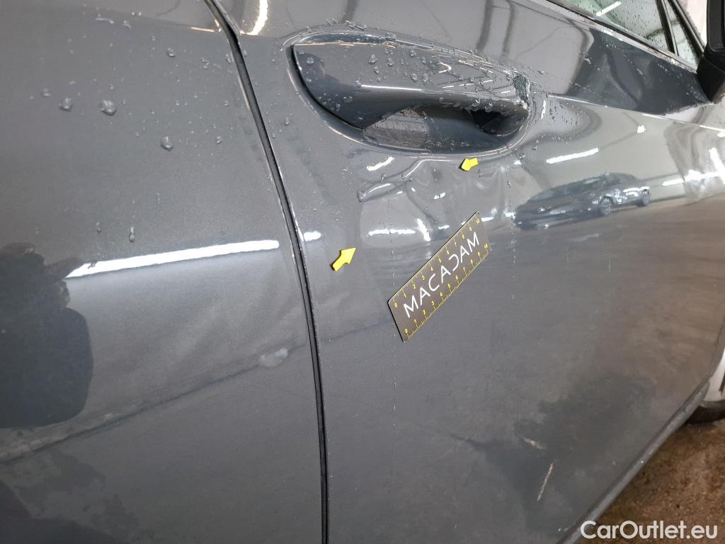  Volkswagen  Golf  VOLKSWAGEN / 2020 / 5P / Berline 1.0 eTSI OPF 110 DSG7 Life Business #2