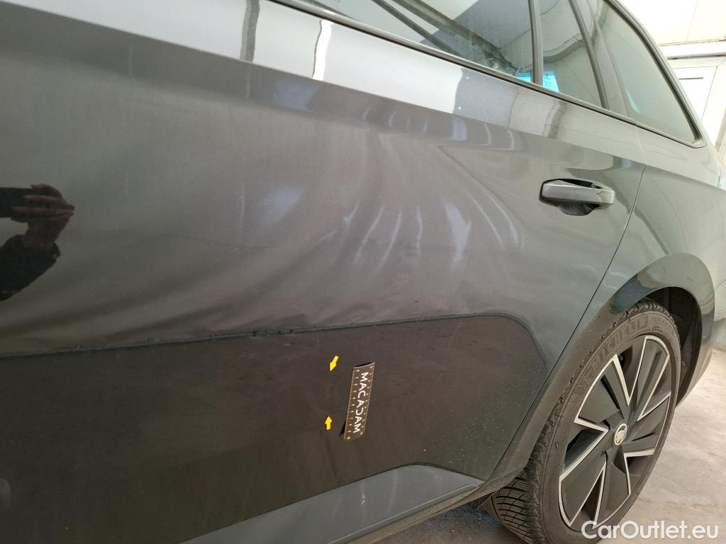  Skoda  Superb  Break SportLine 2.0 TDI 200CV BVA7 E6d #17