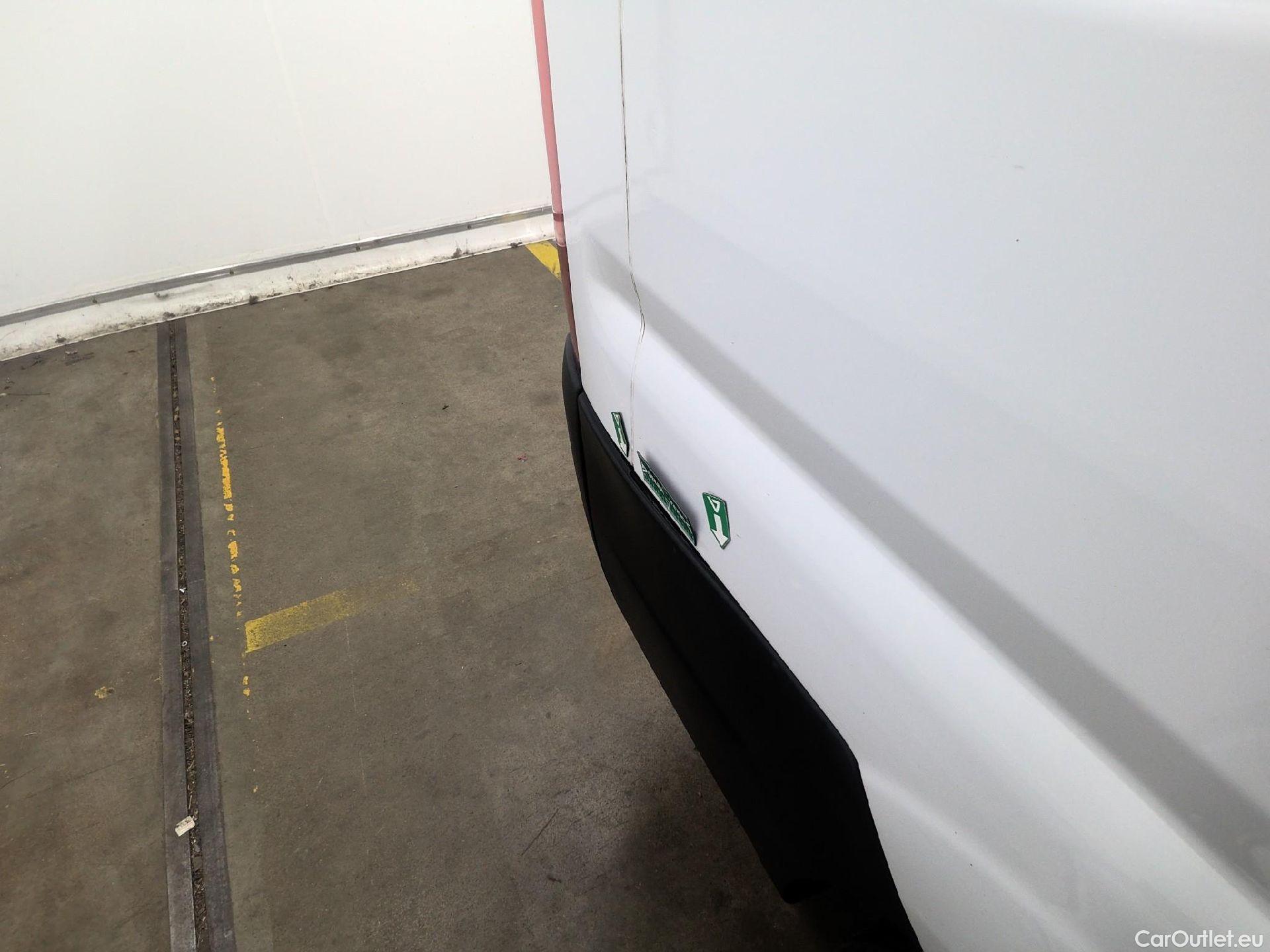  Fiat  Ducato FIAT  / 2014 / 4P / Fourgon tôlé 2.3 Multijet 120 3.0 M H2 Business #37