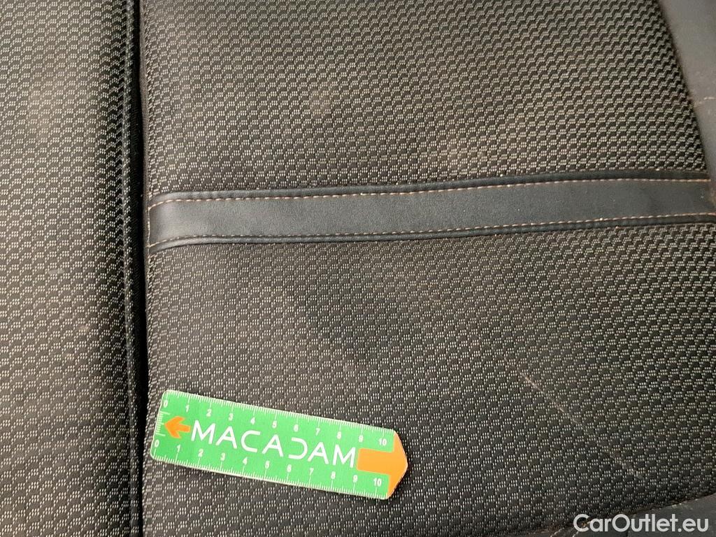  Peugeot  5008  GT 1.5 HDi 130CV BVA8 7 Sieges E6d #52