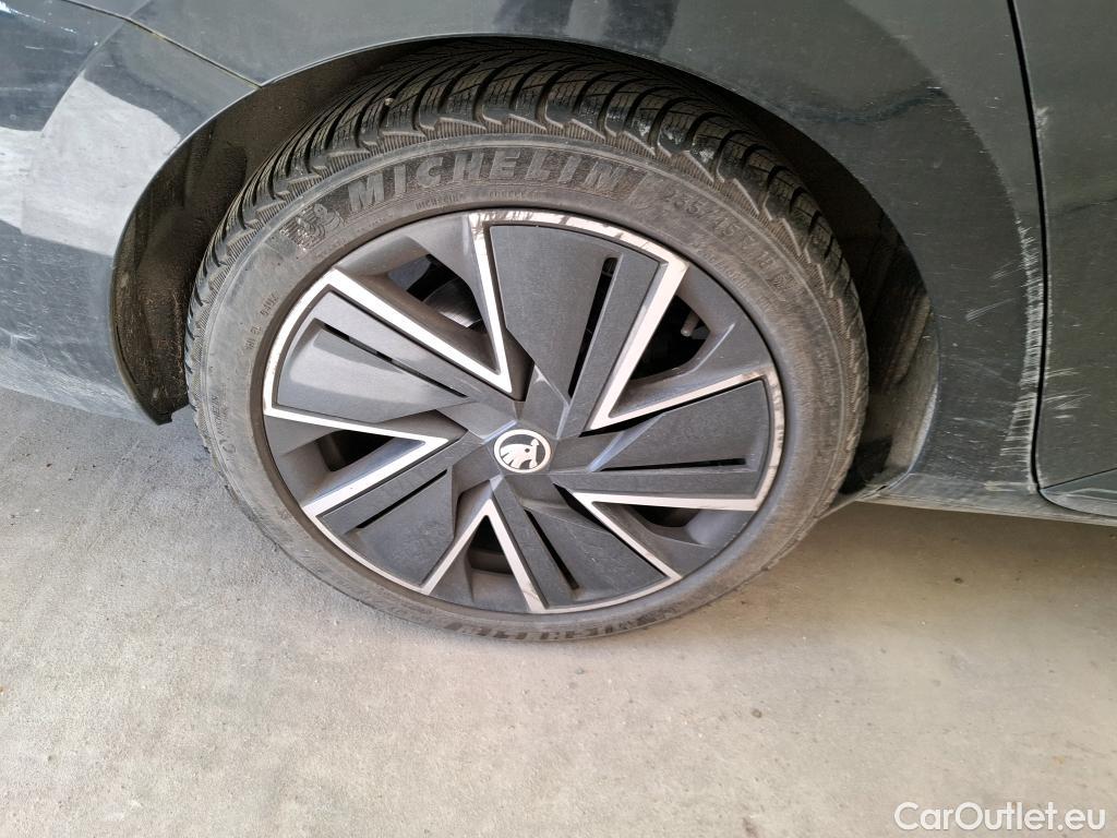  Skoda  Superb  Break SportLine 2.0 TDI 200CV BVA7 E6d #27