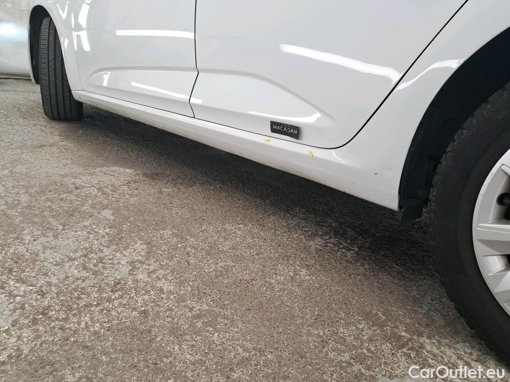  Renault  Megane RENAULT Mégane Société / 2020 / 5P / Berline Air Nav 2P Blue dCi 115 -21N #12