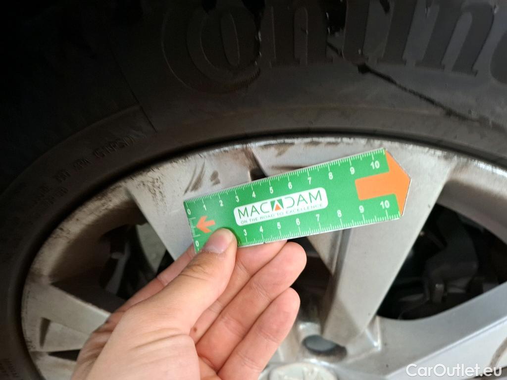  Peugeot  3008  Active Business 1.2 PureTech 130CV BVA8 E6d #40