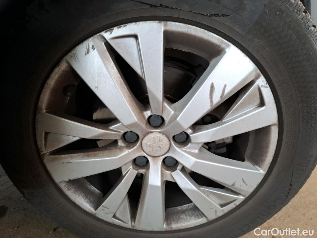  Peugeot  3008  Active Business 1.2 PureTech 130CV BVA8 E6d #38