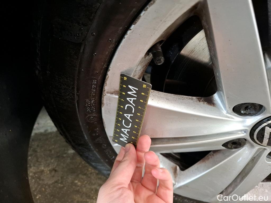  Volkswagen  Golf  VOLKSWAGEN / 2020 / 5P / Berline 1.0 eTSI OPF 110 DSG7 Life Business #11