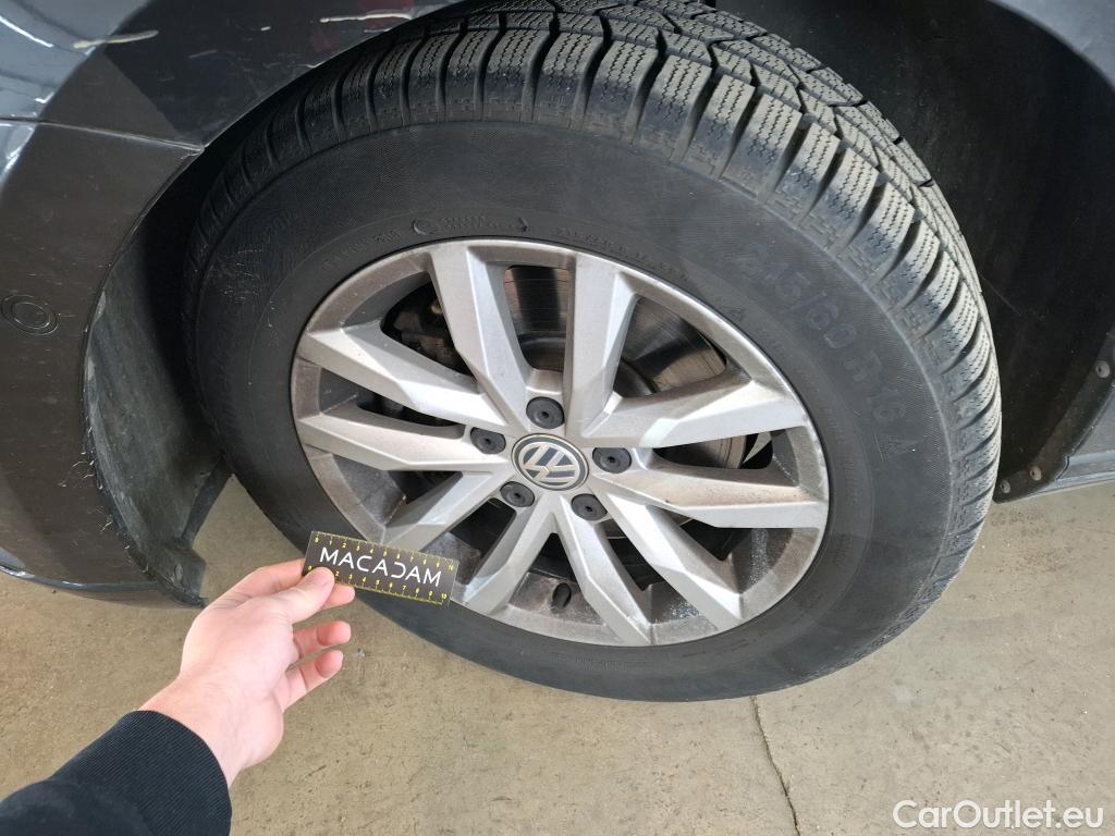  Volkswagen  Passat  Break Comfortline BMT/Start-Stopp 1.6 TDI 120CV BVA7 E6 #17