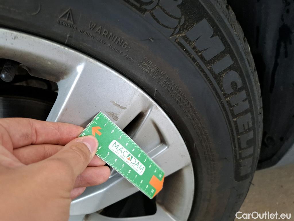  Peugeot  3008  Active Business 1.2 PureTech 130CV BVA8 E6d #35