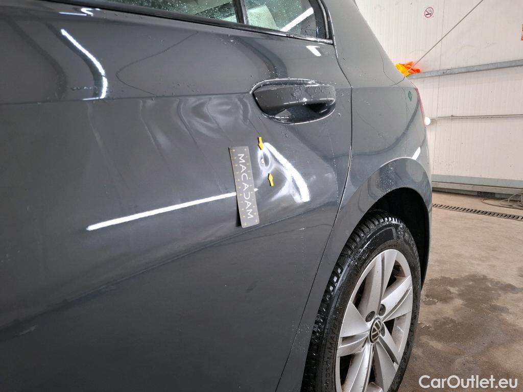  Volkswagen  Golf  VOLKSWAGEN / 2020 / 5P / Berline 1.0 eTSI OPF 110 DSG7 Life Business #18