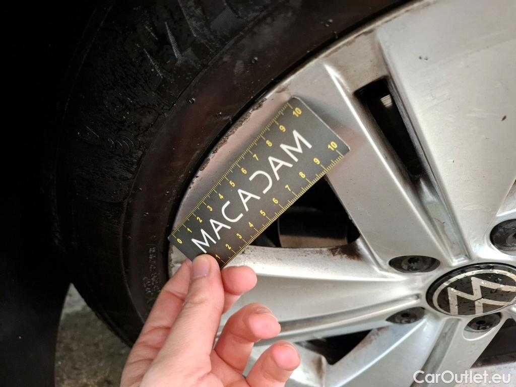  Volkswagen  Golf  VOLKSWAGEN / 2020 / 5P / Berline 1.0 eTSI OPF 110 DSG7 Life Business #12