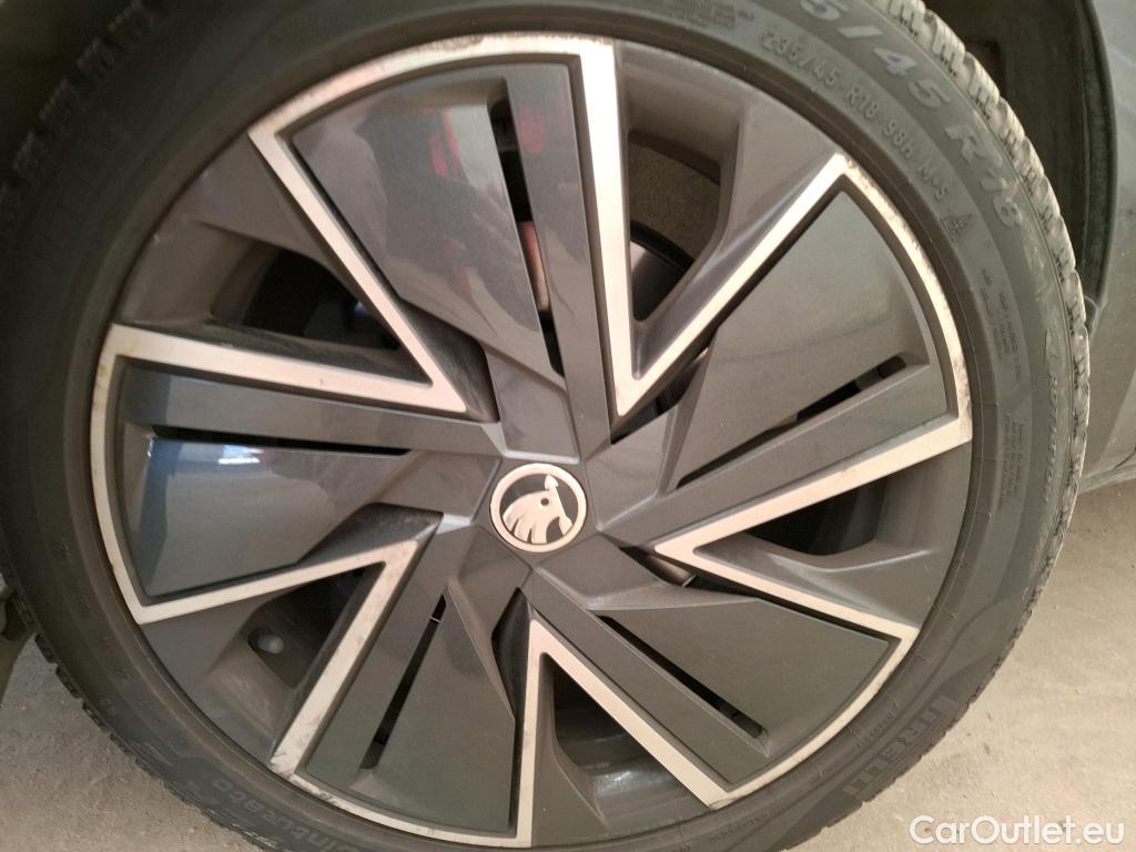  Skoda  Superb  Break SportLine 2.0 TDI 200CV BVA7 E6d #7