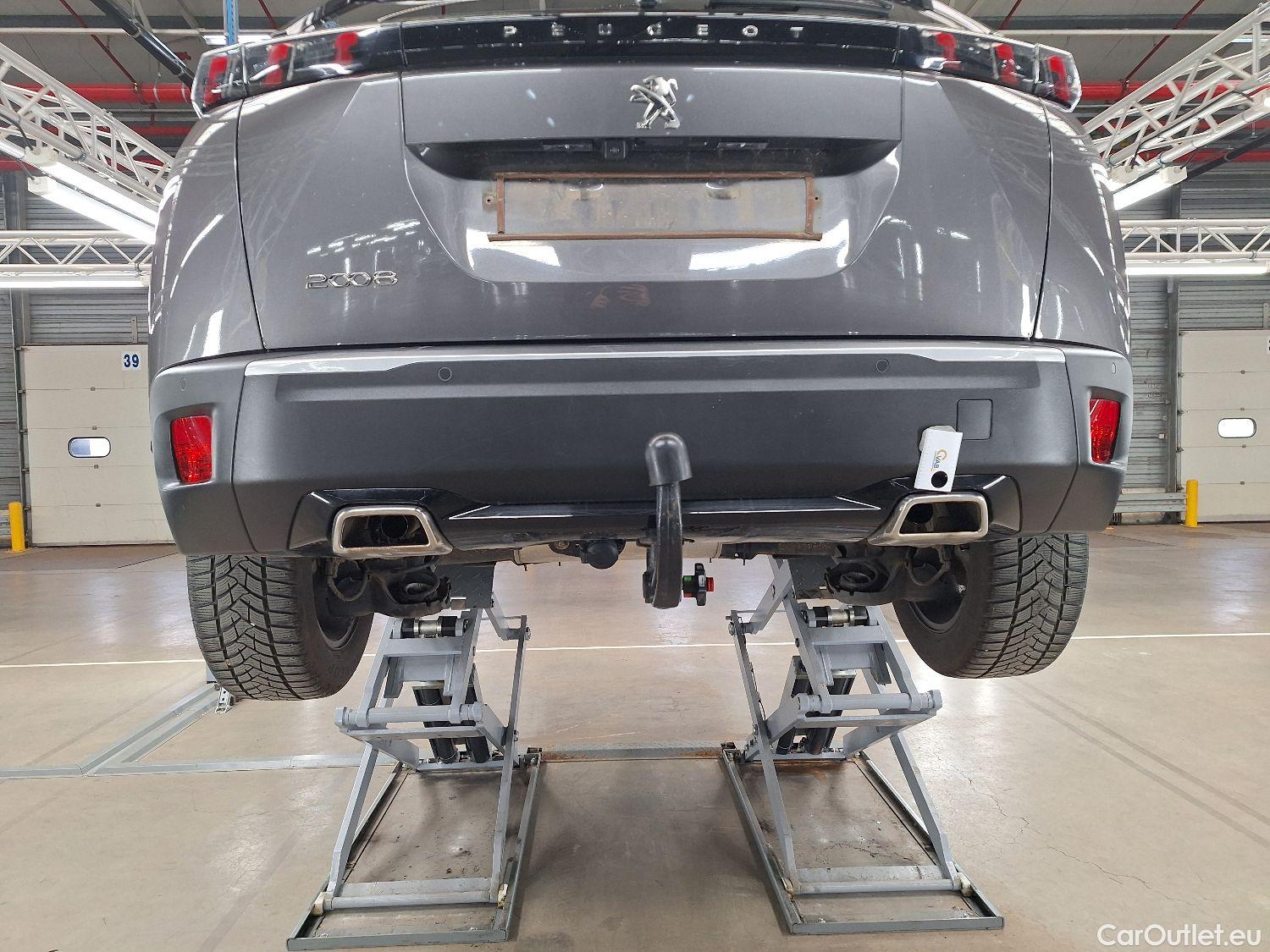  Peugeot  2008 Peugeot,  '19, Peugeot  1.2 Puretech 96kW S&S EAT8 Allure Pac #4