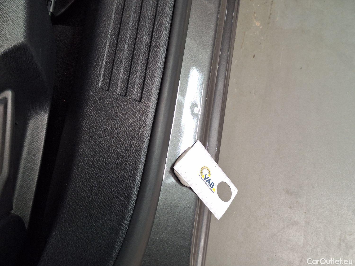  Peugeot  2008 Peugeot,  '19, Peugeot  1.2 Puretech 96kW S&S EAT8 Allure Pac #16