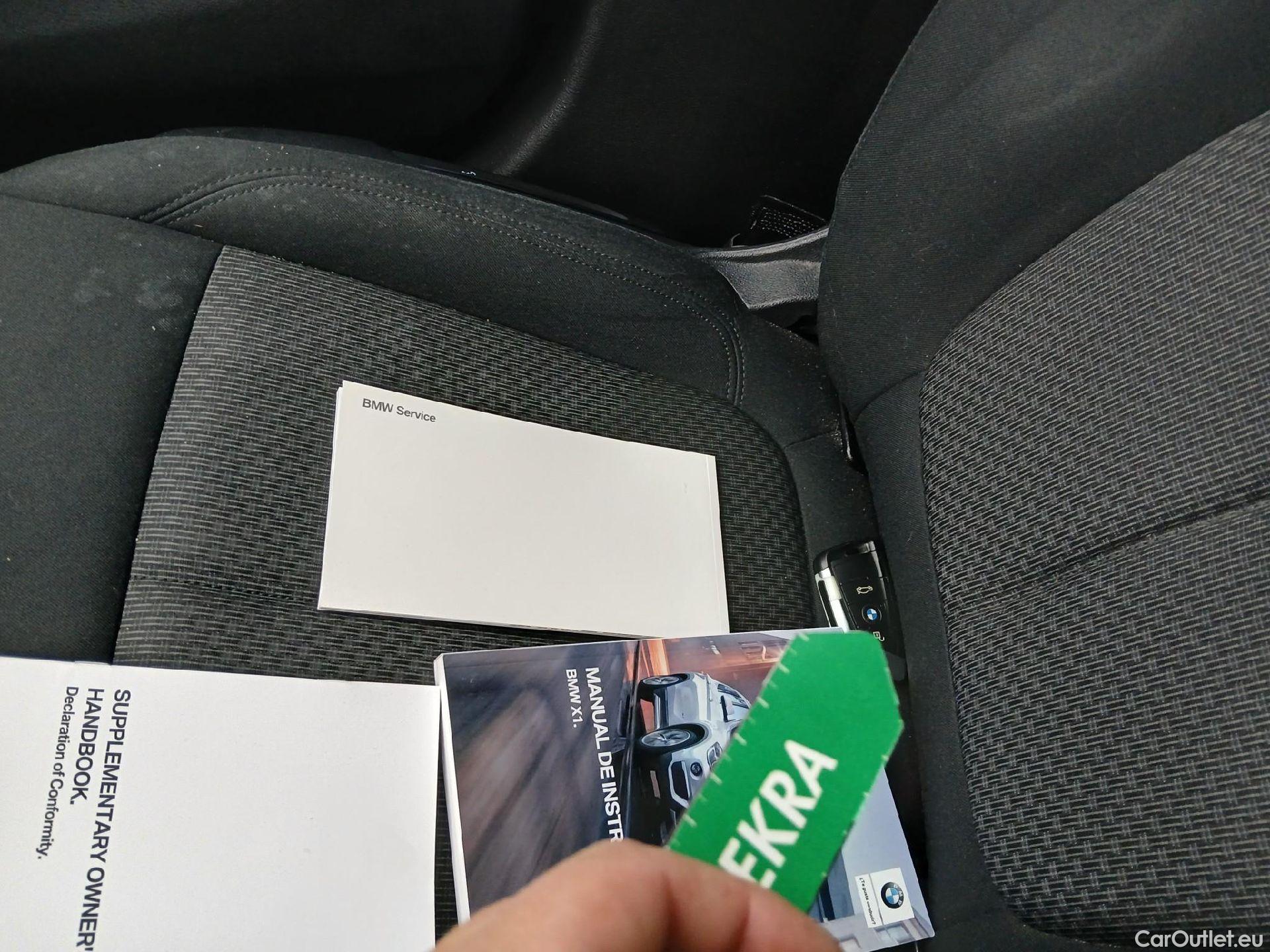  Bmw  X1 BMW  / 2015 / 5P / todoterreno sDrive18d Business #2