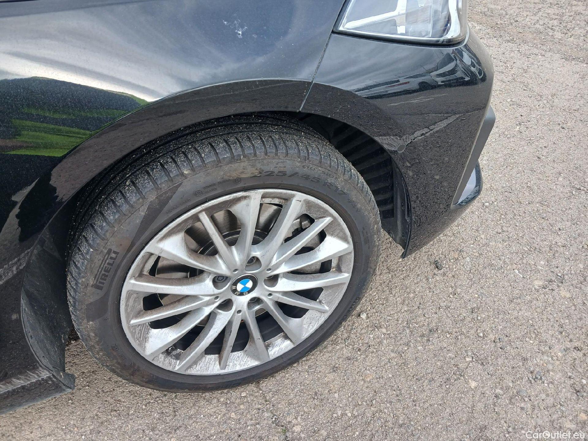  Bmw  Serie 1 BMW  / 2019 / 5P / berlina con portón 120d #13