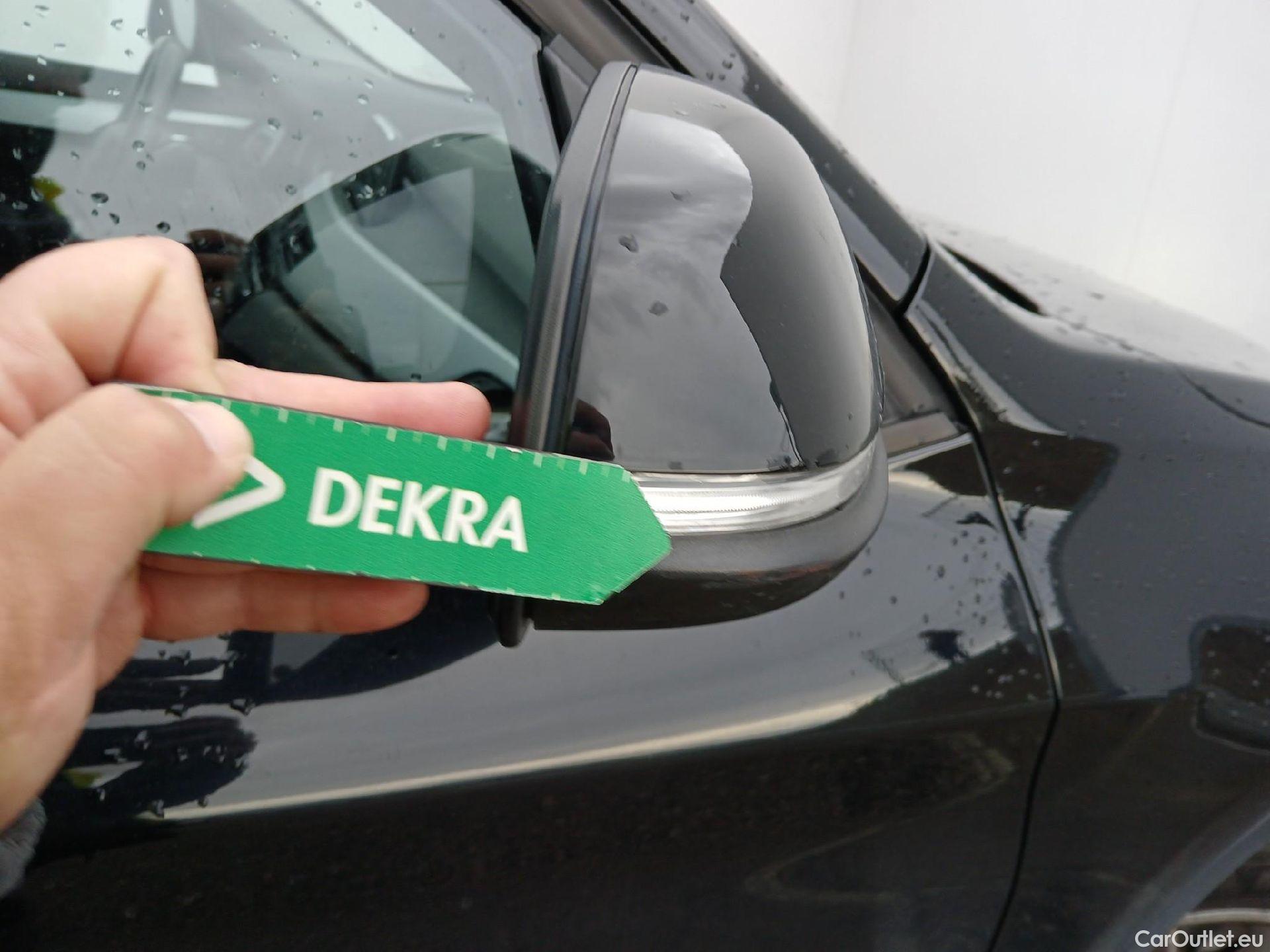  Bmw  X1 BMW  / 2015 / 5P / todoterreno sDrive18d Business #29