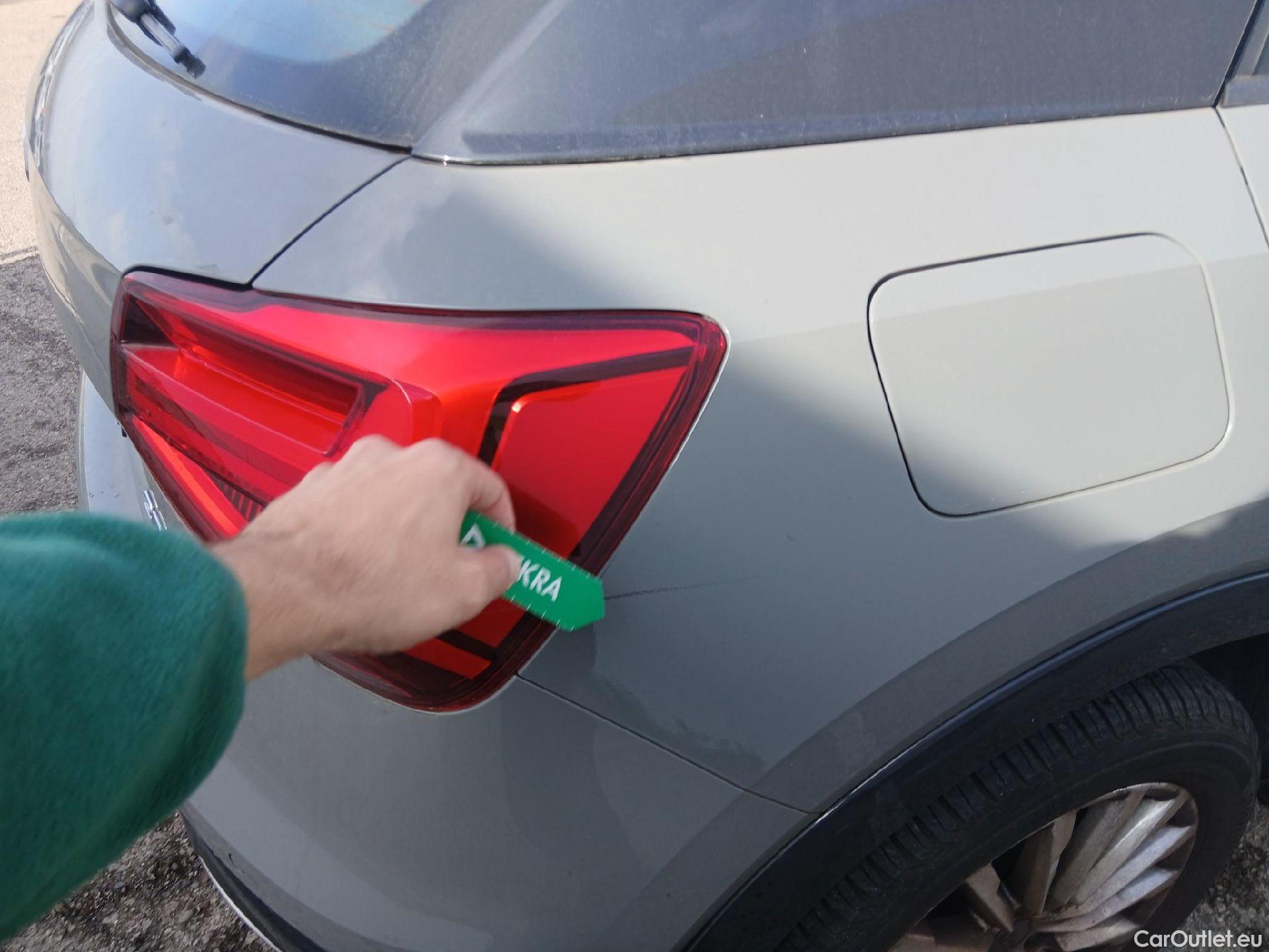  Audi  Q2 AUDI  / 2016 / 5P / todoterreno Design 30 TFSI 85kW (116CV) #18