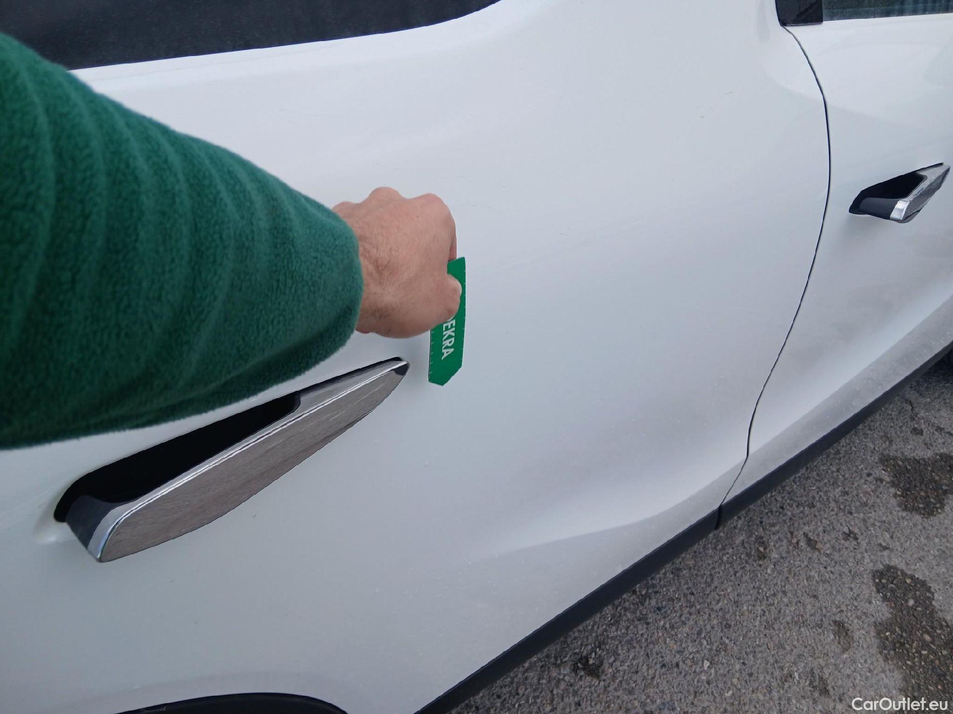  Citroen  DS3 DS DS 3 Crossback / 2018 / 5P / todoterreno PureTech 73 kW Manual SO CHIC #7