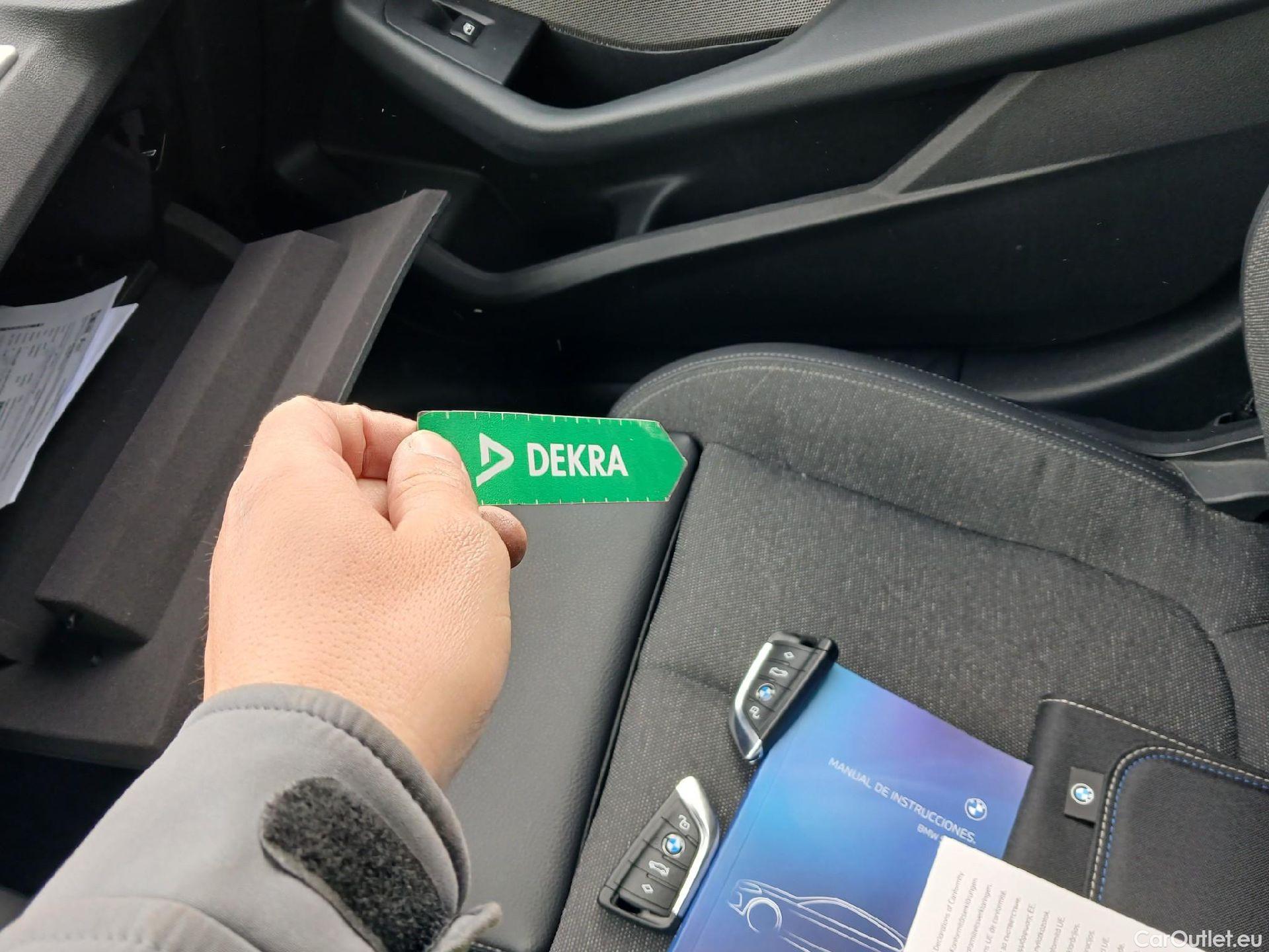  Bmw  Serie 1 BMW  / 2019 / 5P / berlina con portón 120d #17