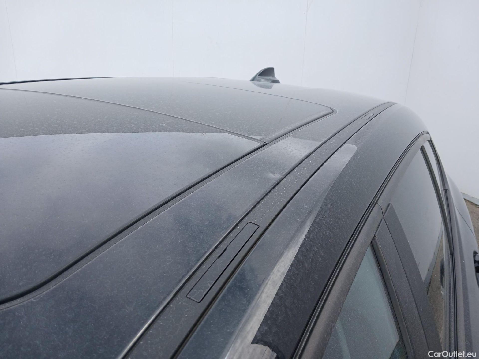  Bmw  Serie 1 BMW  / 2019 / 5P / berlina con portón 120d #21