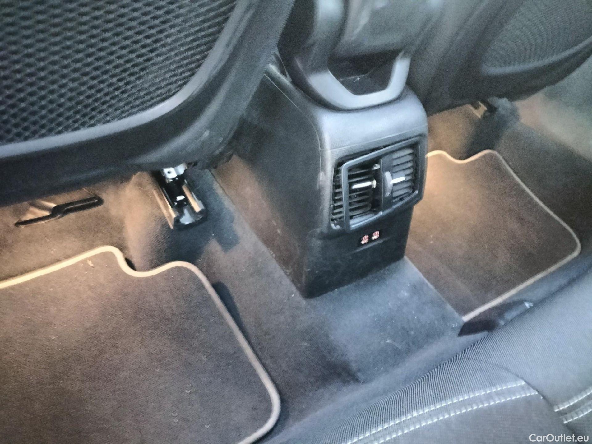  Bmw  X2 BMW   sDrive18i (CX3) #20