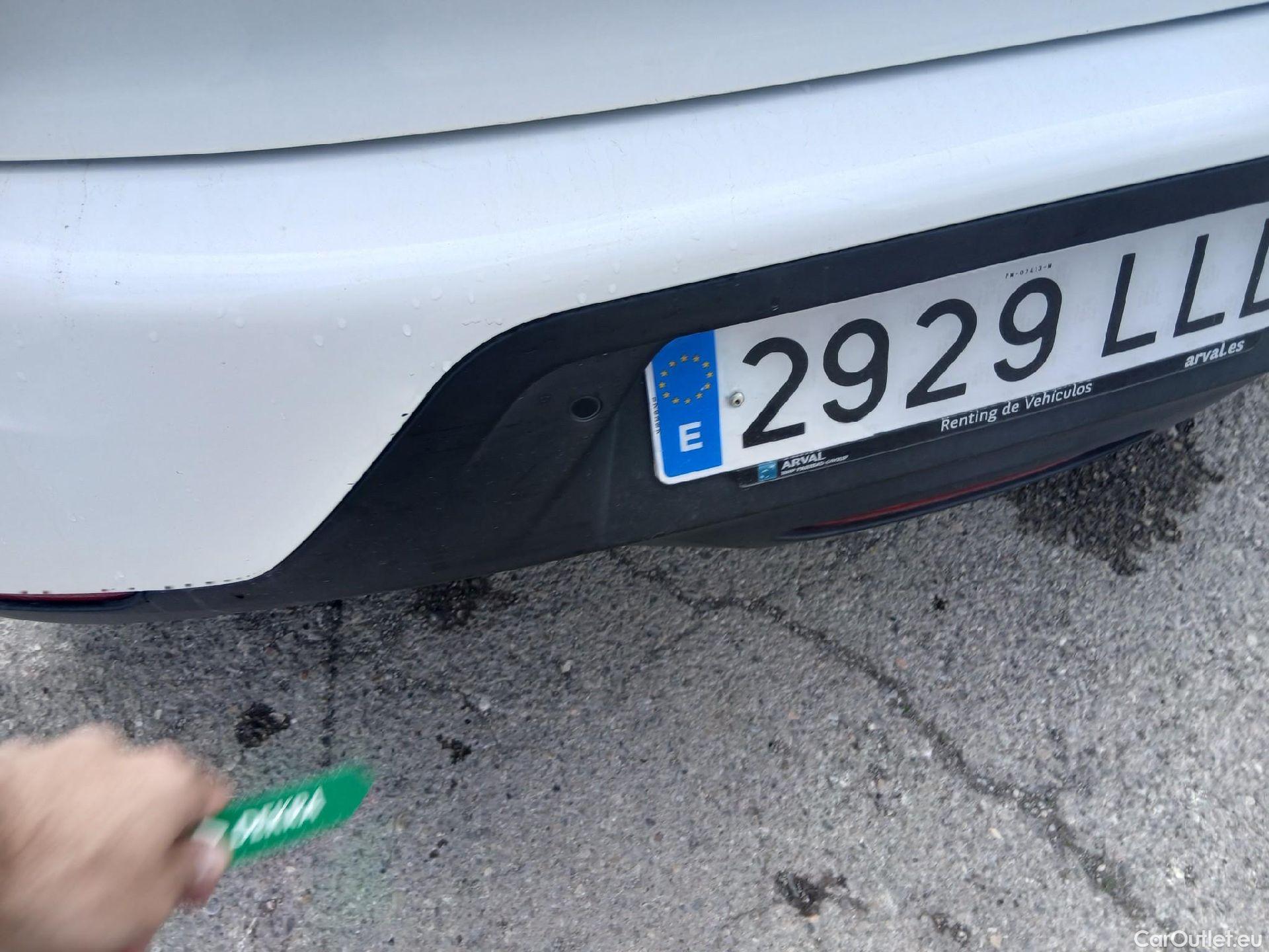  Citroen  DS3 DS DS 3 Crossback / 2018 / 5P / todoterreno PureTech 73 kW Manual SO CHIC #3