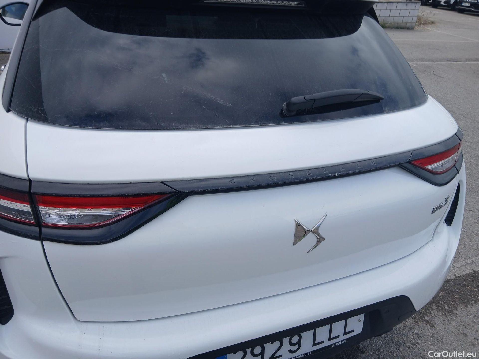  Citroen  DS3 DS DS 3 Crossback / 2018 / 5P / todoterreno PureTech 73 kW Manual SO CHIC #5