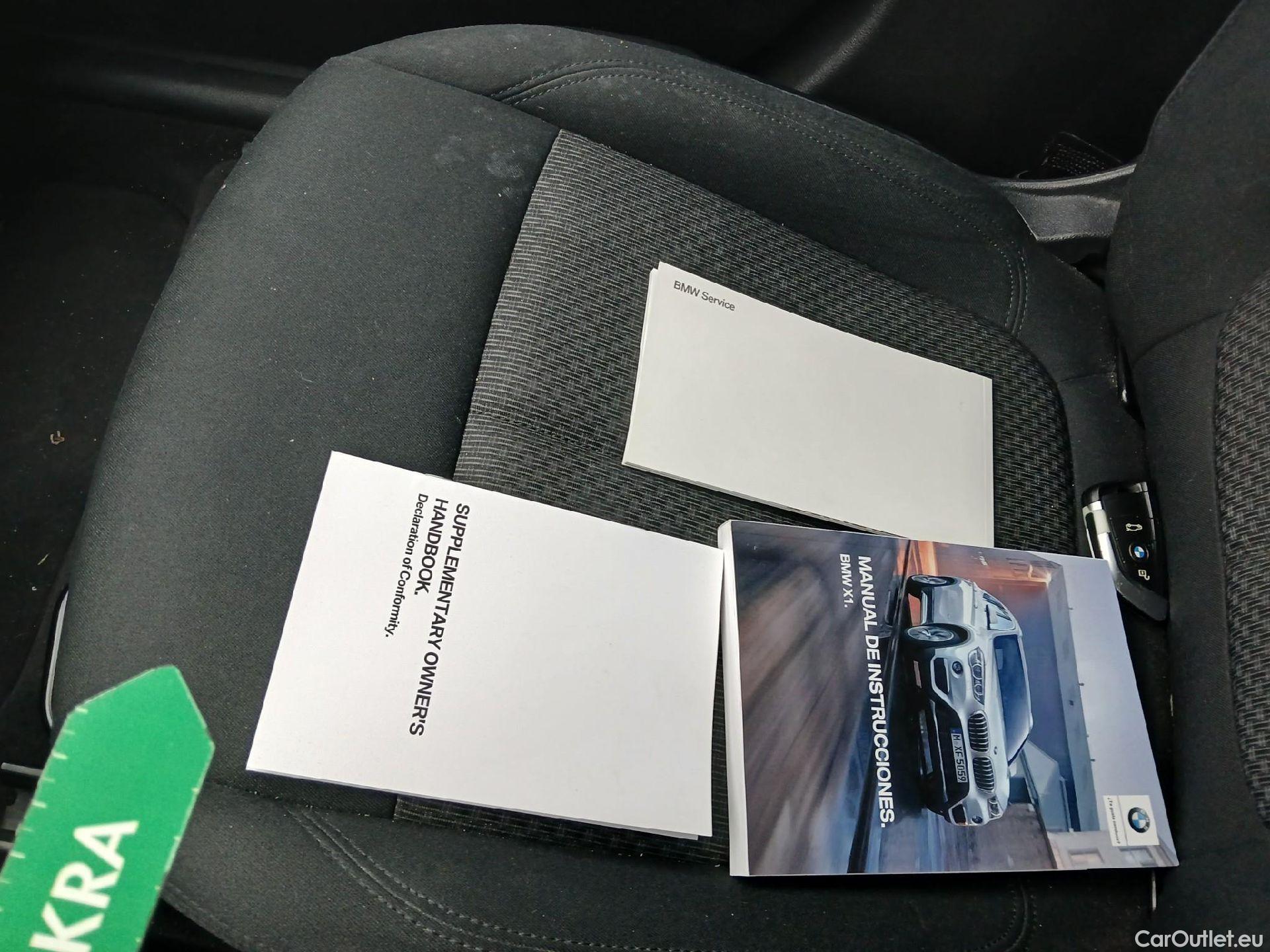  Bmw  X1 BMW  / 2015 / 5P / todoterreno sDrive18d Business #4