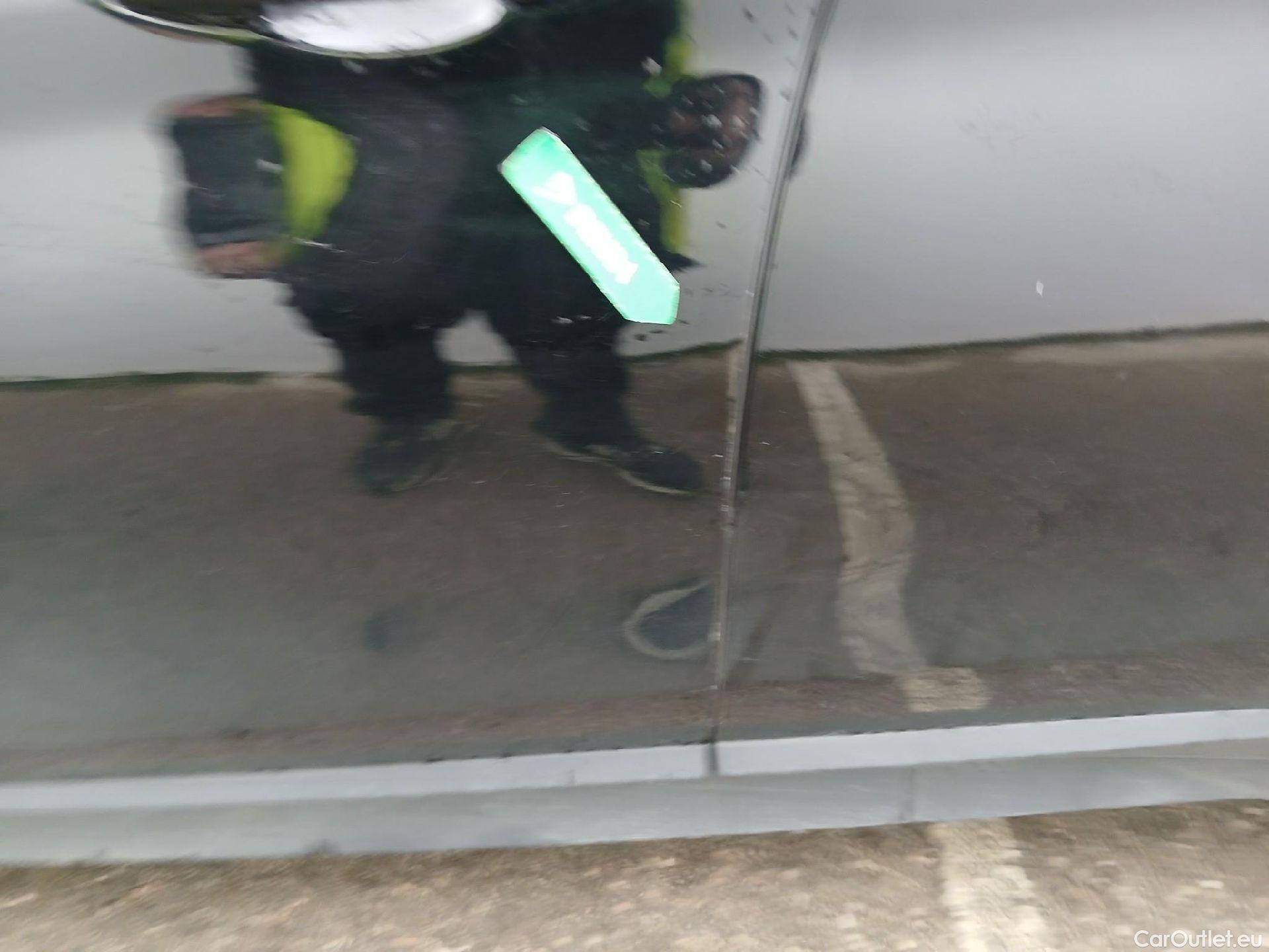  Bmw  X1 BMW  / 2015 / 5P / todoterreno sDrive18d Business #17