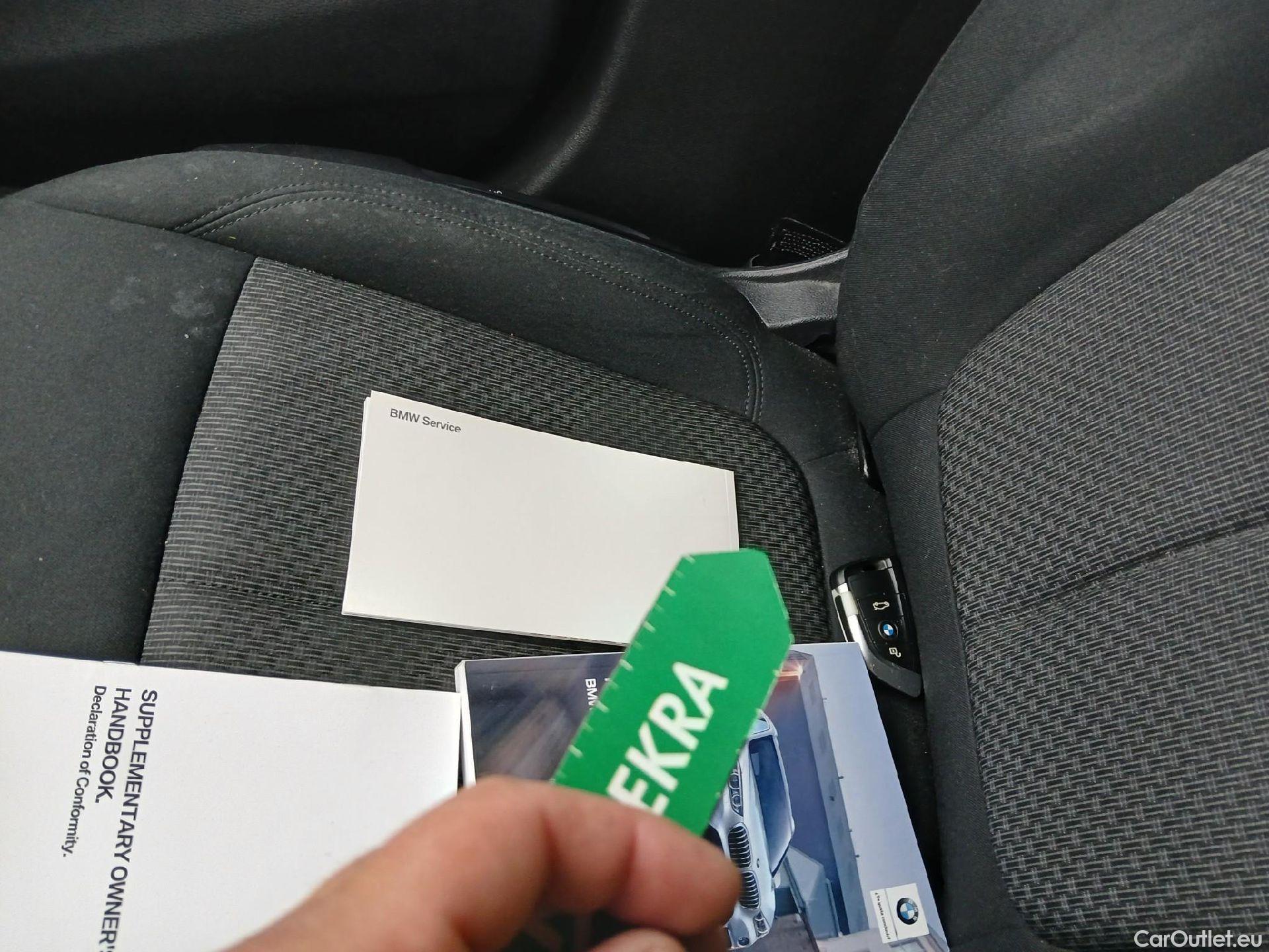  Bmw  X1 BMW  / 2015 / 5P / todoterreno sDrive18d Business #3