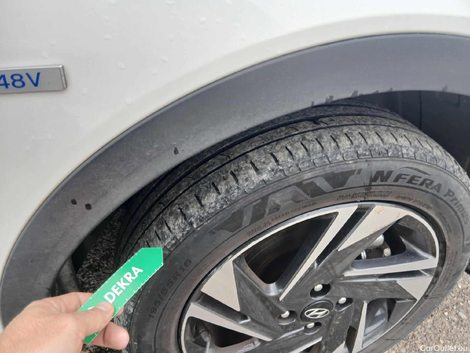  Hyundai  Bayon HYUNDAI  / 2021 / 5P / todoterreno 1.0 TGDI 74kW (100CV) 48V Maxx #24