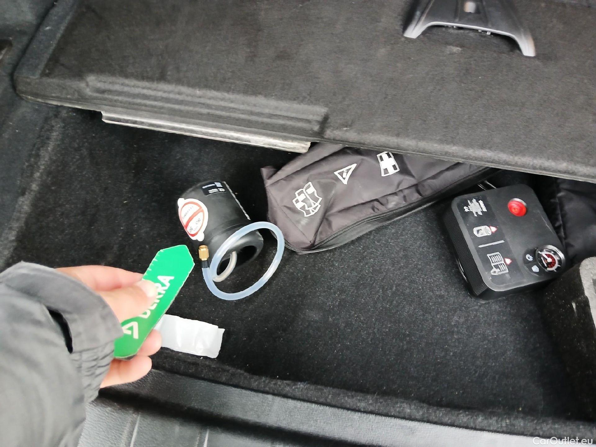  Bmw  X1 BMW  / 2015 / 5P / todoterreno sDrive18d Business #7