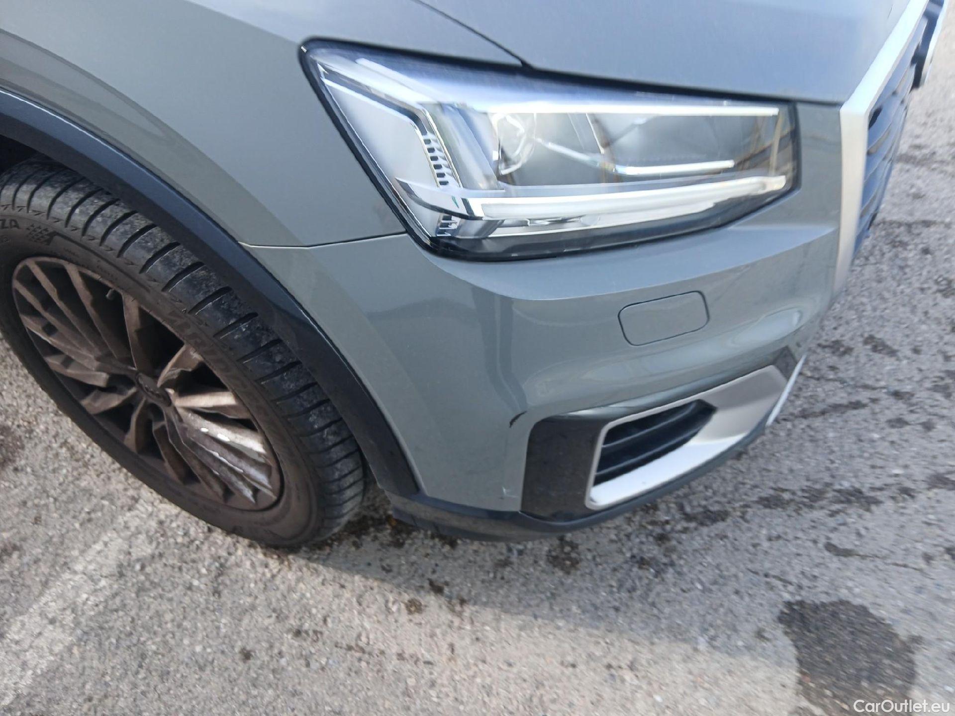  Audi  Q2 AUDI  / 2016 / 5P / todoterreno Design 30 TFSI 85kW (116CV) #2