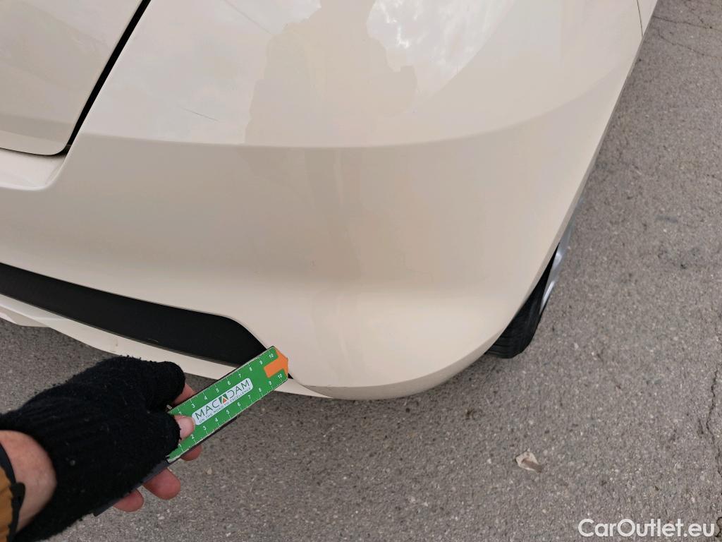  Nissan  Micra NISSAN  / 2017 / 5P / berlina con portón IG-T 68 kW (92 CV) E6D-F Acenta Sprint #15