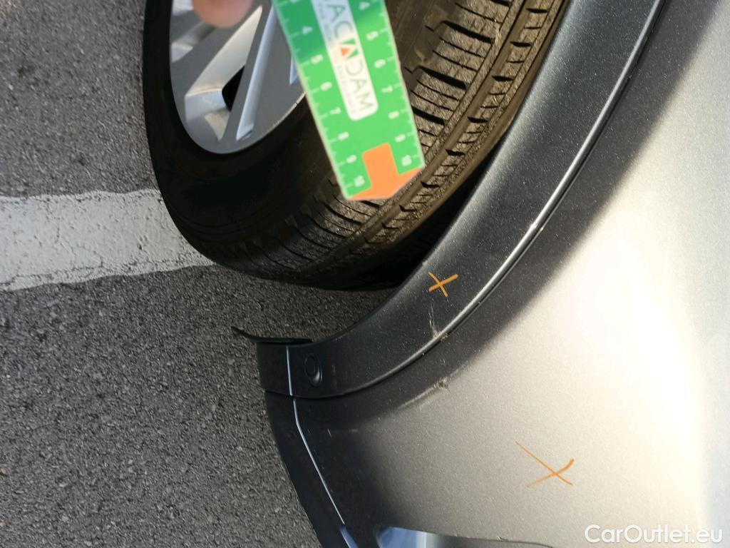  Land Rover  Discovery LAND ROVER  Sport / 2019 / 5P / todoterreno 1.5 I3 PHEV 309PS AWD Aut R-Dynamic Base #24