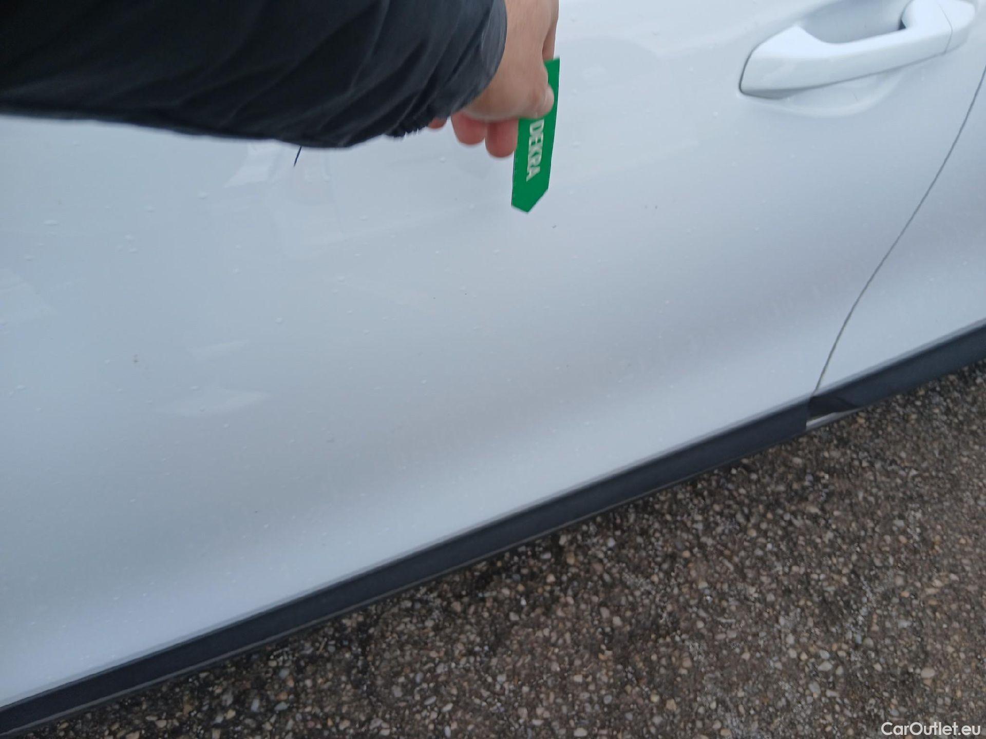  KIA  XCeed KIA  / 2019 / 5P / todoterreno 1.0 T-GDi Drive 88kW (120CV) #7