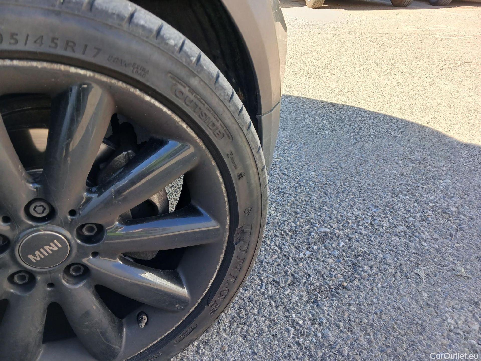  Mini  Cooper MINI MINI / 2014 / 3P / berlina con portón  #51