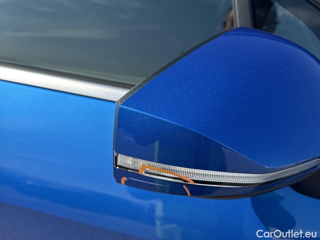  KIA  Sportage KIA  / 2022 / 5P / todoterreno 1.6 T-GDi 110kW (150CV) Concept 4x2 #37