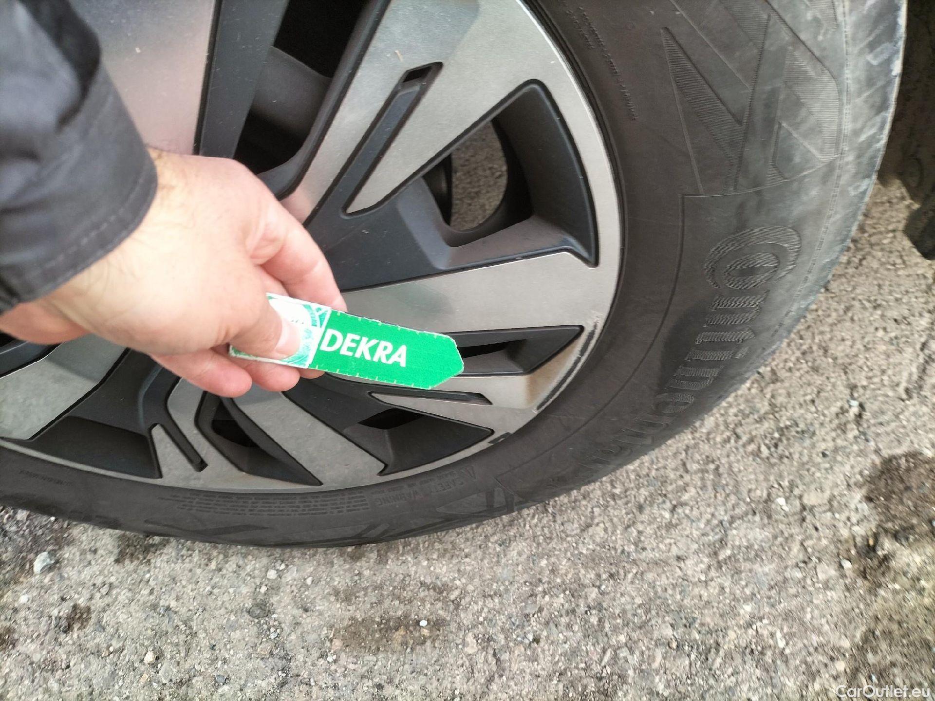  Peugeot  2008 PEUGEOT  / 2019 / 5P / todoterreno Active Puretech 100 S&S BVM6 #6