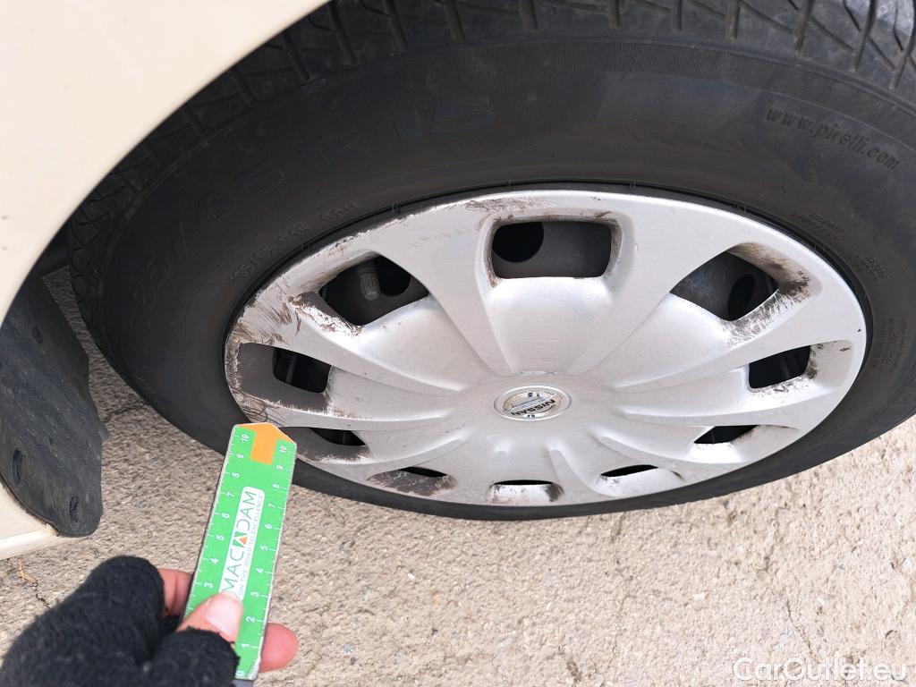  Nissan  Micra NISSAN  / 2017 / 5P / berlina con portón IG-T 68 kW (92 CV) E6D-F Acenta Sprint #21