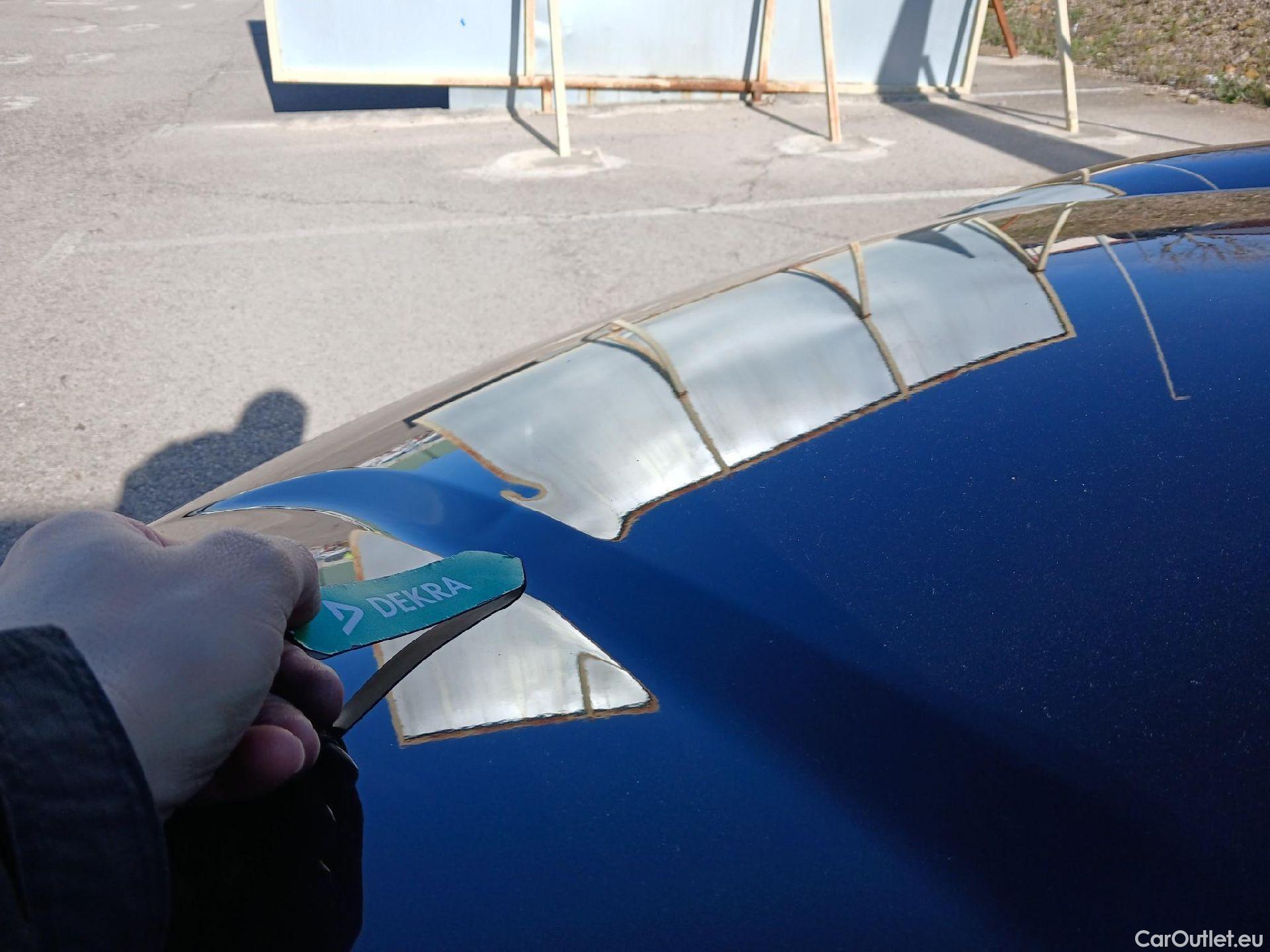  KIA  Niro KIA  / 2019 / 5P / crossover 1.6 GDi PHEV 104kW (141CV) Drive #28