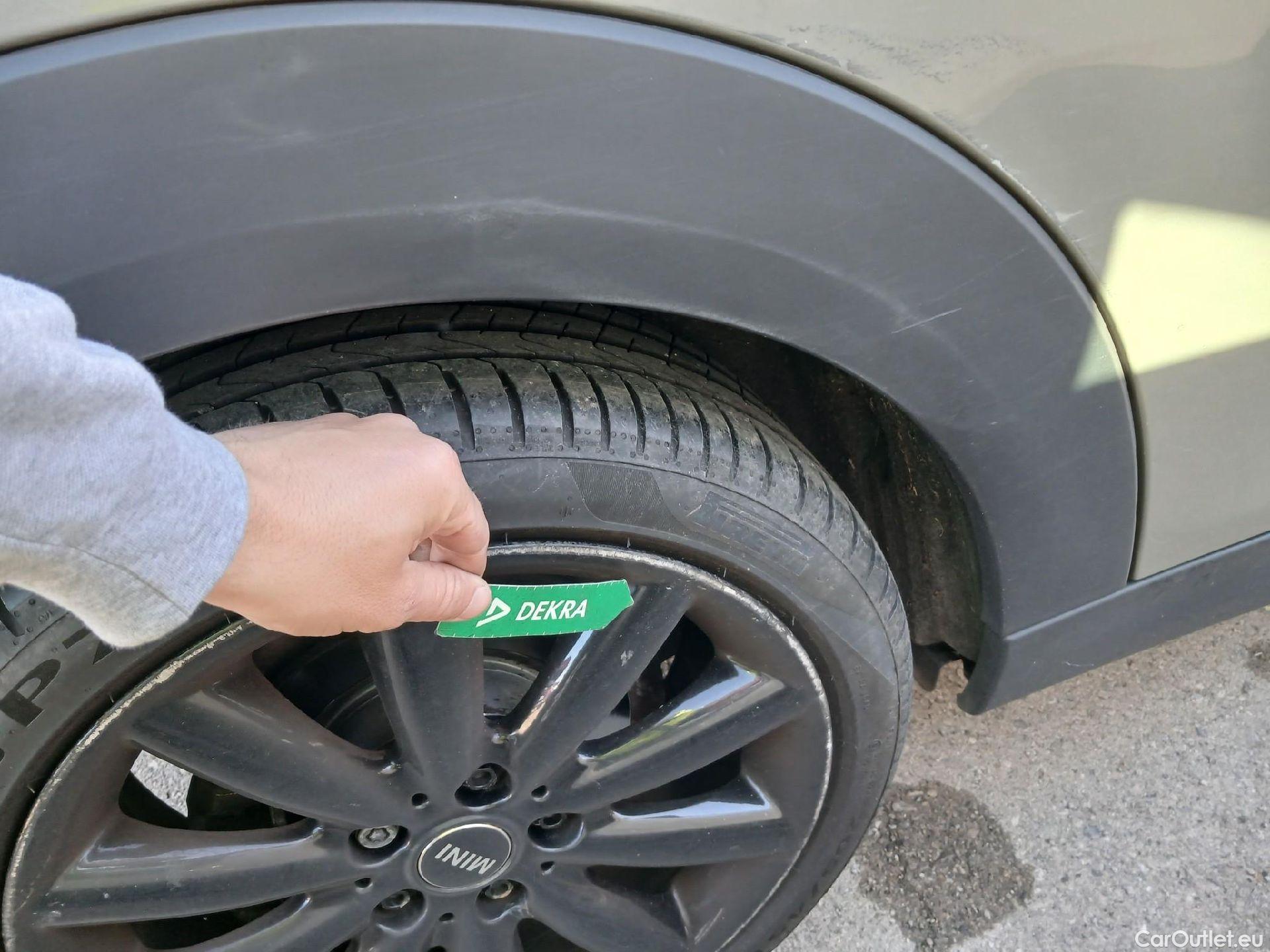  Mini  Cooper MINI MINI / 2014 / 3P / berlina con portón  #39