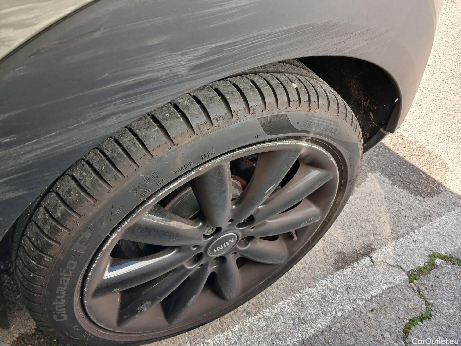  Mini  Cooper MINI MINI / 2014 / 3P / berlina con portón  #29