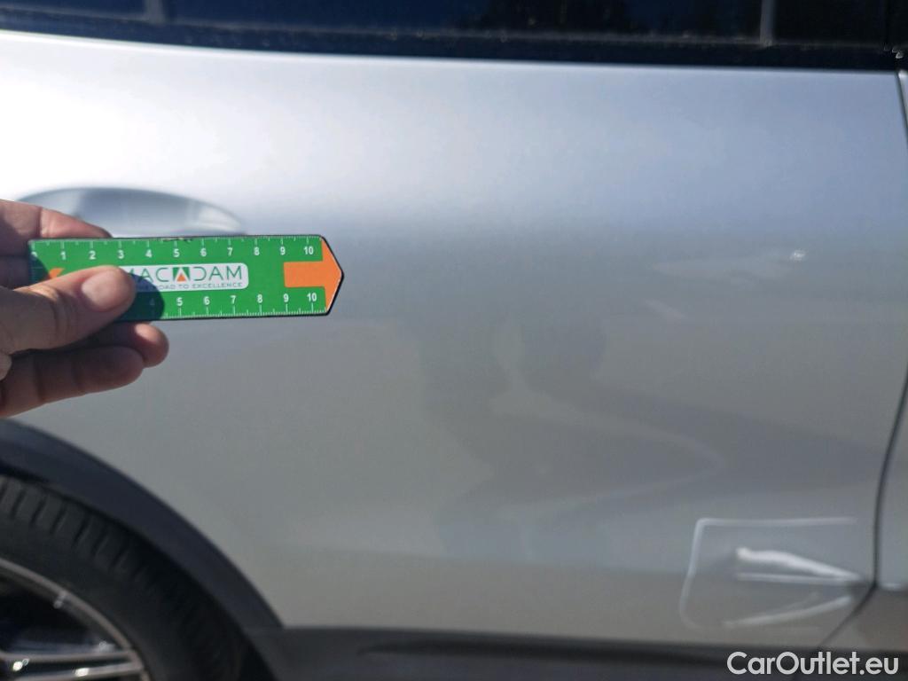  Mercedes  GLA MERCEDES-BENZ  / 2020 / 5P / todoterreno  200 D (AC) #9