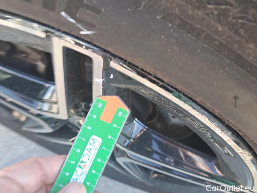  Mercedes  GLA MERCEDES-BENZ  / 2020 / 5P / todoterreno  200 D (AC) #22